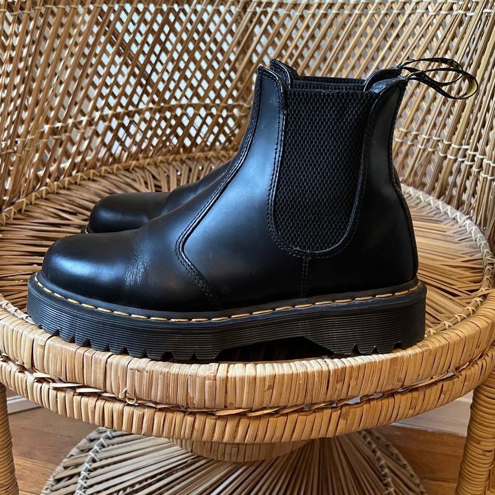 Dr. Martens - 2976 BEX SMOOTH LEATHER CHELSEA BOOTS